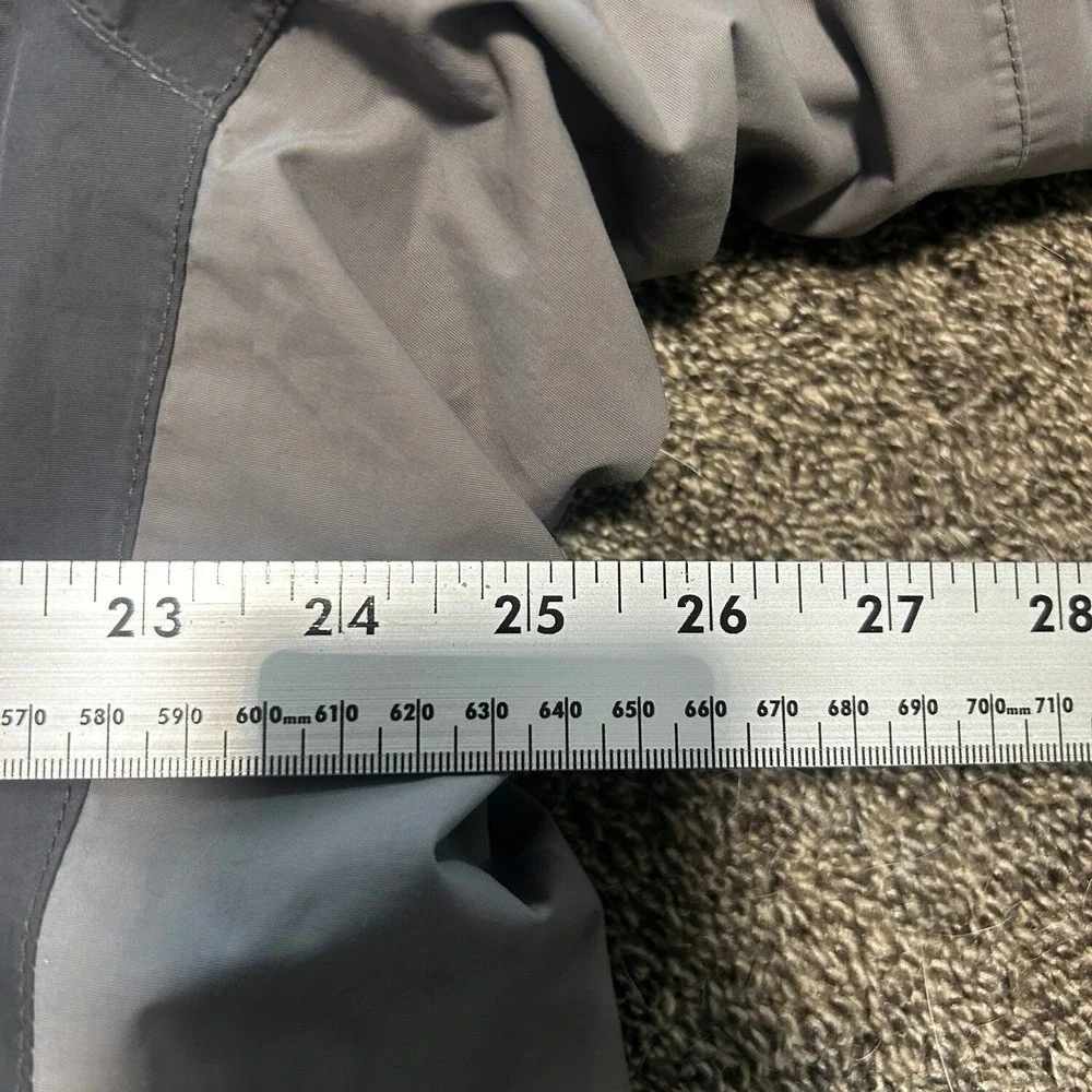 The North Face Rain Jacket Mens XL Black Grey Excellent Hooded Gorpcore Shell